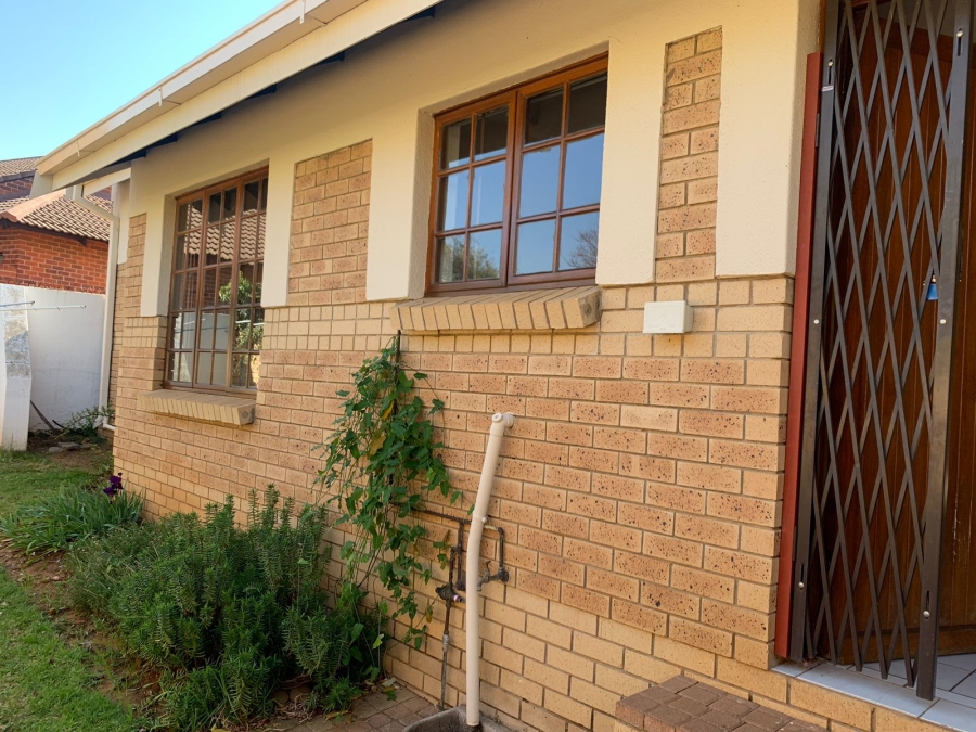 To Let 3 Bedroom Property for Rent in Heuwelsig Free State